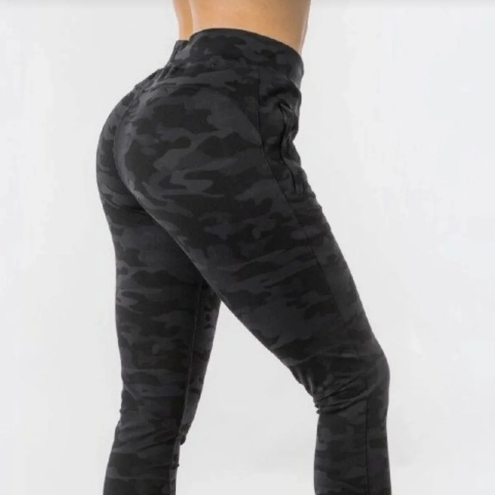 Alphalete Premium Joggers Black Camo